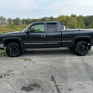 Meet your Posher, Leland